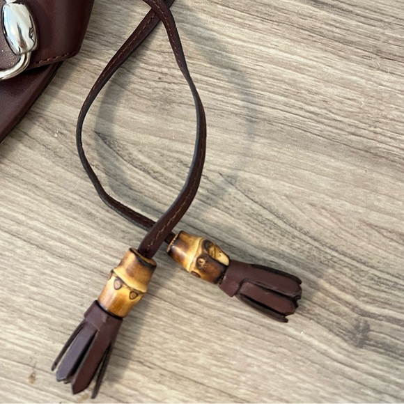 GUCCI ankle strap leather heels shoes. Color brown. Size 7 - Picture 7 of 9